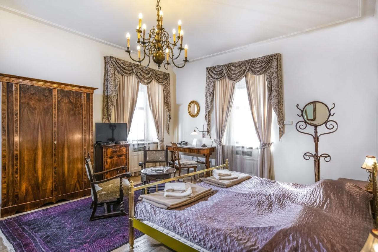Academy Pension Budapest Bagian luar foto